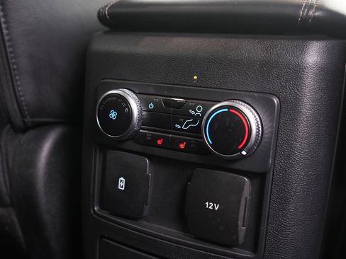 Used 2023 Ford Explorer Limited image 14