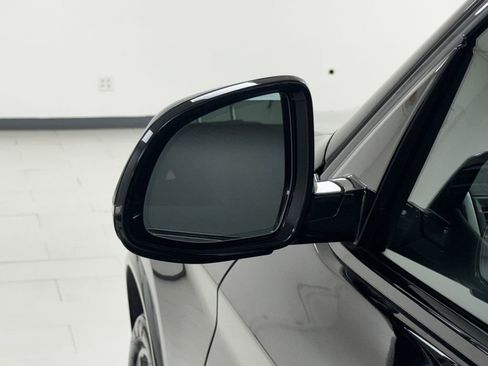 Used 2024 BMW X3 xDrive30i w/ Premium Package image 38