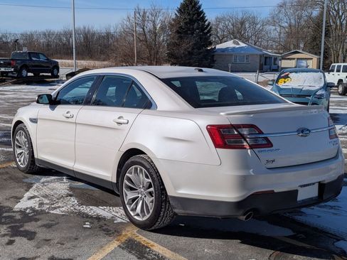 Used 2014 Ford Taurus Limited image 5