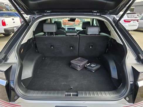 Used 2024 Hyundai Ioniq 5 Limited image 12