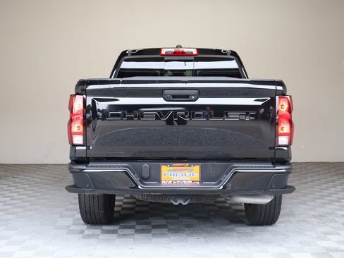 Used 2026 Chevrolet Colorado W/T w/ WT Custom Package RWD image 11