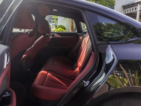 Used 2025 BMW i4 xDrive40i w/ M Sport Package AWD/4WD image 25