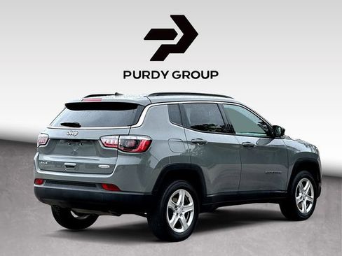 Used 2024 Jeep Compass Latitude AWD/4WD image 8