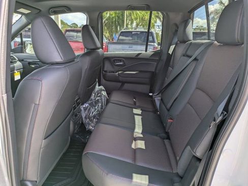 New 2026 Honda Ridgeline Black Edition image 12