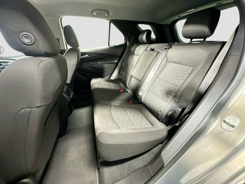 Used 2018 Chevrolet Equinox LT image 26