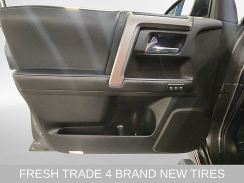 Used 2021 Toyota 4Runner Limited image 14