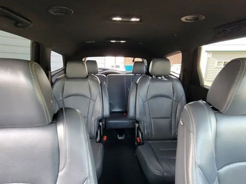 Used 2022 Buick Enclave Premium image 41