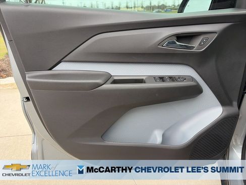 New 2027 Chevrolet Bolt LT w/ Comfort Package image 44
