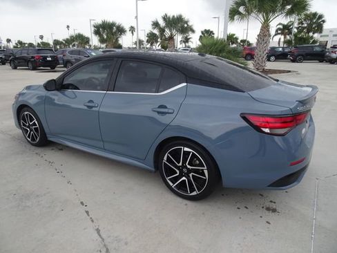 Used 2024 Nissan Sentra SR FWD image 6
