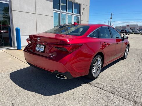 Used 2021 Toyota Avalon Limited AWD/4WD image 5
