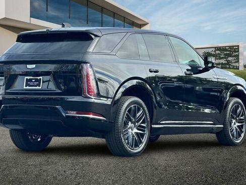 New 2025 Cadillac Escalade IQ Sport 2 w/ LPO, ONYX Package image 4