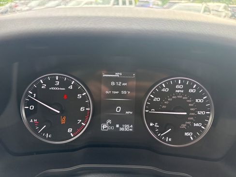 Used 2025 Subaru Crosstrek 2.0i Premium AWD/4WD image 9