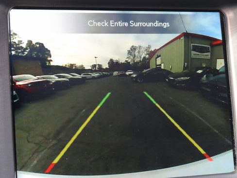 Used 2022 Dodge Charger R/T w/ Driver Convenience Group image 15