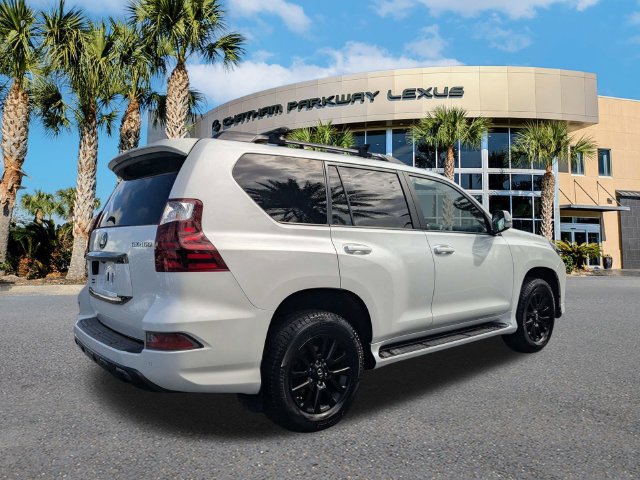 Certified 2022 Lexus GX 460 w/ Black Line Special Edition AWD/4WD image 3
