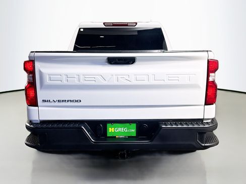 Used 2022 Chevrolet Silverado 1500 W/T w/ WT Value Package AWD/4WD image 8