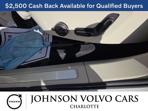 New 2026 Volvo XC60 B5 Ultra w/ Protection Package Premier image 31