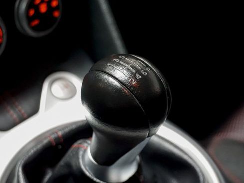 Used 2012 Nissan 370Z NISMO image 65