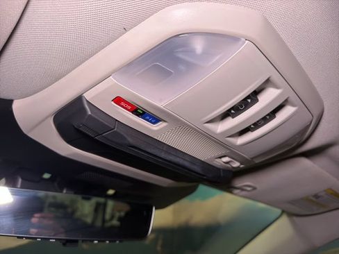Used 2023 Subaru Ascent Touring AWD/4WD image 33
