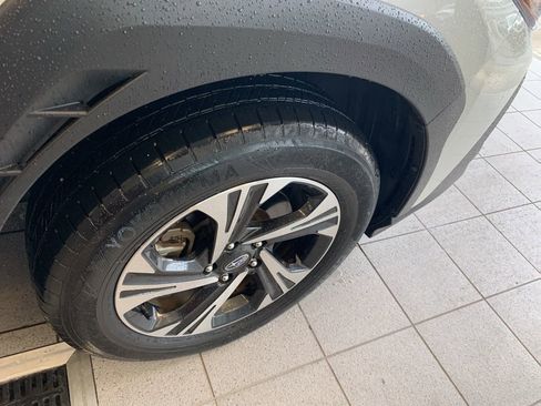 Certified 2024 Subaru Crosstrek 2.0i Premium image 22