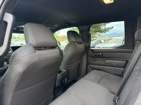 Used 2025 Toyota Tacoma SR5 AWD/4WD image 20