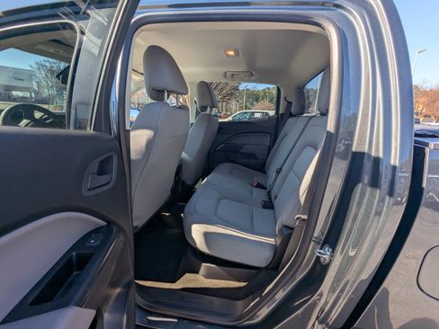 Used 2017 Chevrolet Colorado W/T w/ WT Convenience Package image 11