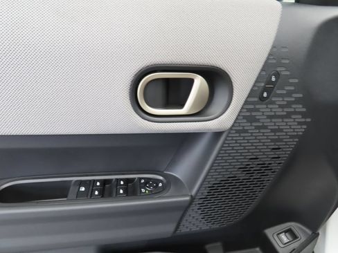 Used 2026 MINI Cooper 4-Door Hardtop FWD image 29