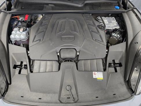 Certified 2024 Porsche Cayenne Turbo GT image 11