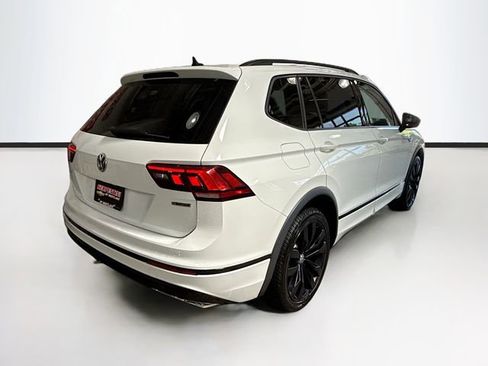 Used 2021 Volkswagen Tiguan SE R-Line AWD/4WD image 6