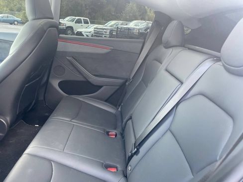 Used 2026 Tesla Model Y 2WD image 17
