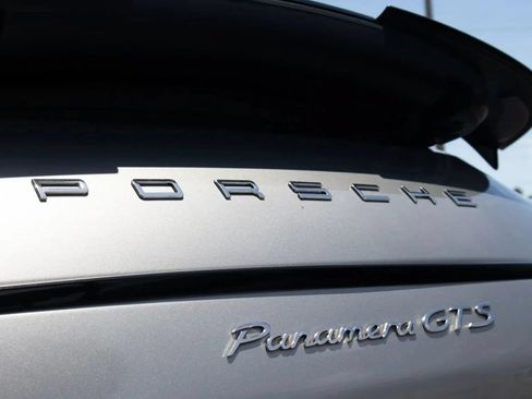 Used 2013 Porsche Panamera GTS AWD/4WD image 27