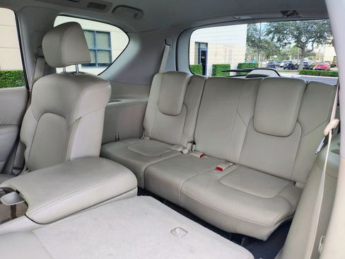 Used 2017 INFINITI QX80 2WD image 12