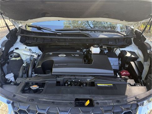 Used 2019 Nissan Murano Platinum w/ Cargo Package AWD/4WD image 13