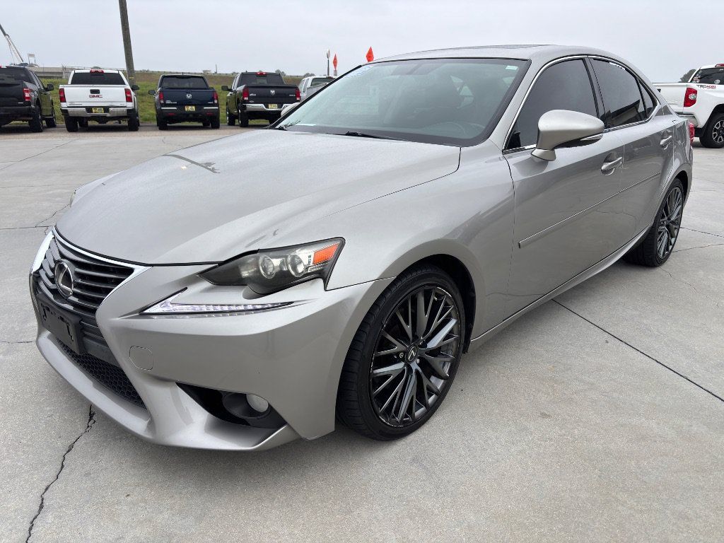 Used 2014 Lexus IS 250 w/ Navigation Package RWD image 8