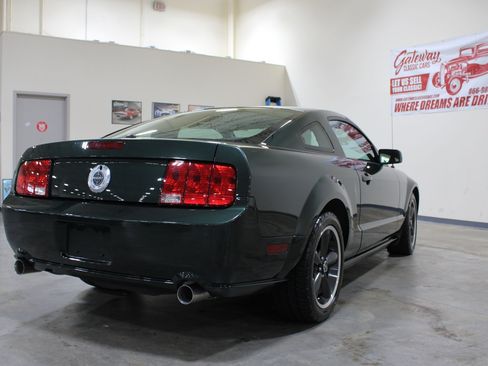 Used 2008 Ford Mustang GT RWD image 32