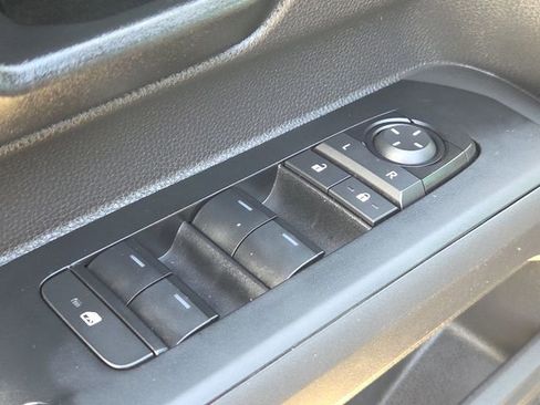 Used 2024 Toyota Tacoma SR5 RWD image 18