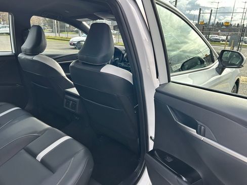 Certified 2025 Toyota Camry SE image 13