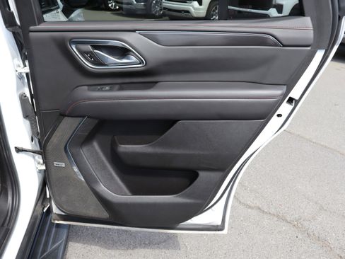 Used 2021 Chevrolet Tahoe RST w/ Luxury Package image 36