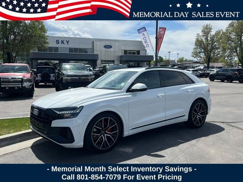Used 2021 Audi Q8 Prestige w/ Prestige Package AWD/4WD image 1