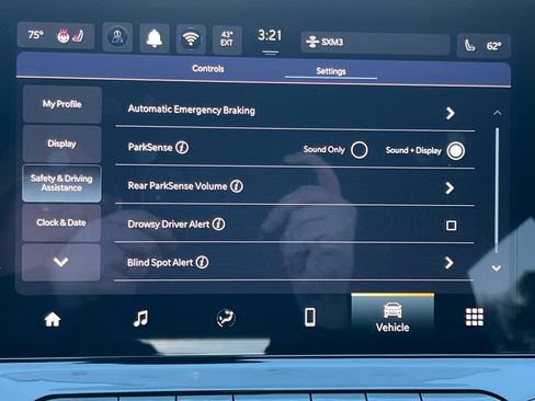 New 2026 Jeep Compass Limited AWD/4WD image 6