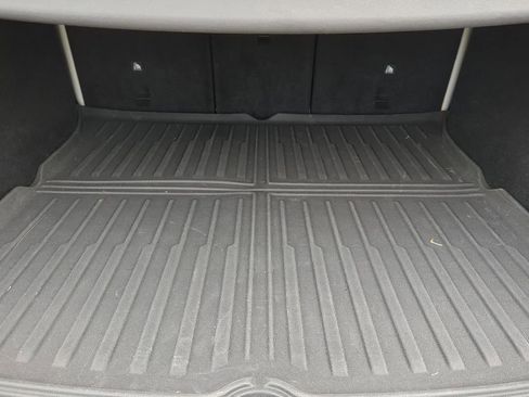 Used 2023 Tesla Model Y Performance AWD/4WD image 12