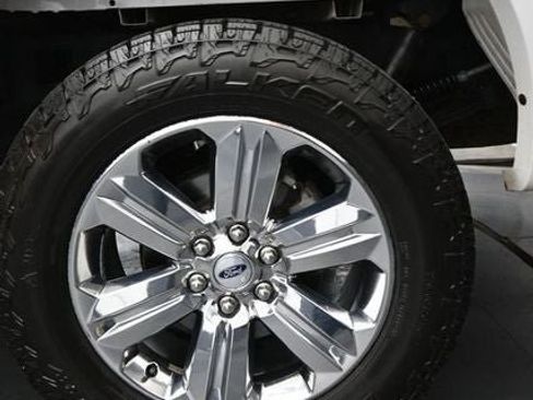 Used 2020 Ford F150 Lariat AWD/4WD image 17