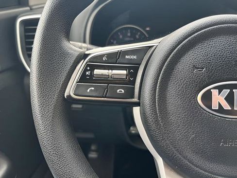 Used 2022 Kia Sportage LX FWD image 17