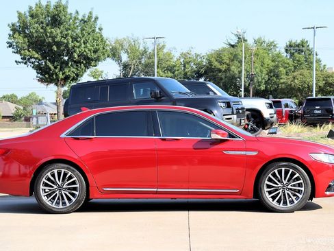 Used 2020 Lincoln Continental w/ Premium Package image 7