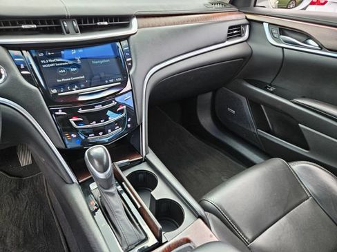 Used 2019 Cadillac XTS Luxury FWD image 21