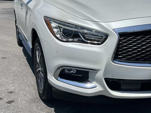 Used 2019 INFINITI QX60 Luxe w/ Essential Package FWD image 14