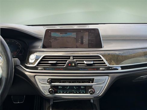 Used 2020 BMW M760i xDrive w/ Luxury Rear Seating Package image 16