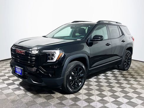Used 2026 GMC Terrain Elevation w/ Black Edition AWD/4WD image 3