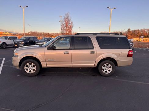 Used 2008 Ford Expedition EL XLT image 4