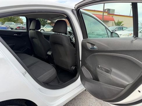 Used 2016 Chevrolet Cruze LS image 17
