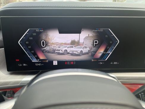 Used 2025 BMW i7 eDrive50 w/ M Sport Package RWD image 30